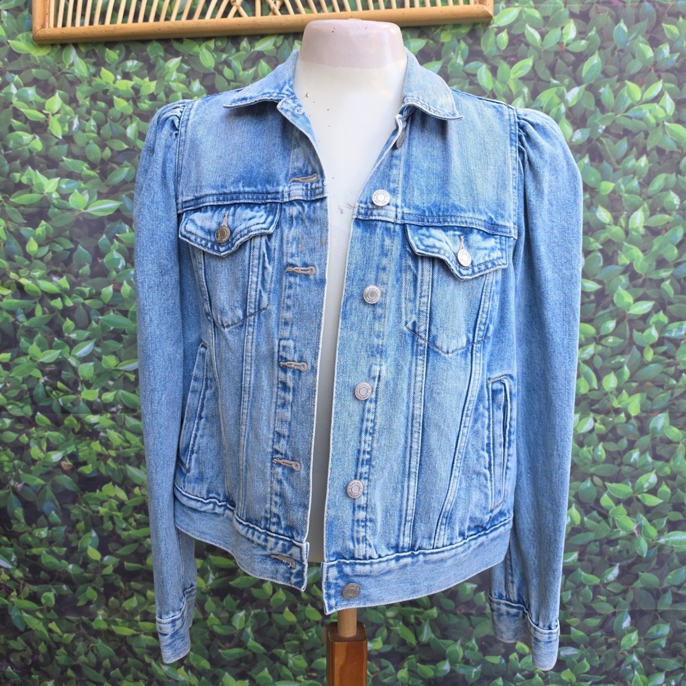 Gap Denim Light Wash Puff Shoulder Trucker Jacket Womens Medium Blue Cotton